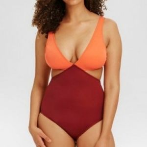 Two-tone cutout swimsuit Beach Betty